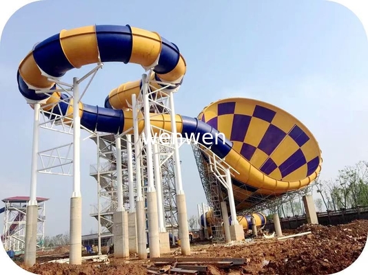 Fun Adult Giant Tornado Water Slide , Outdoor Spiral Amusement Park Water Slide