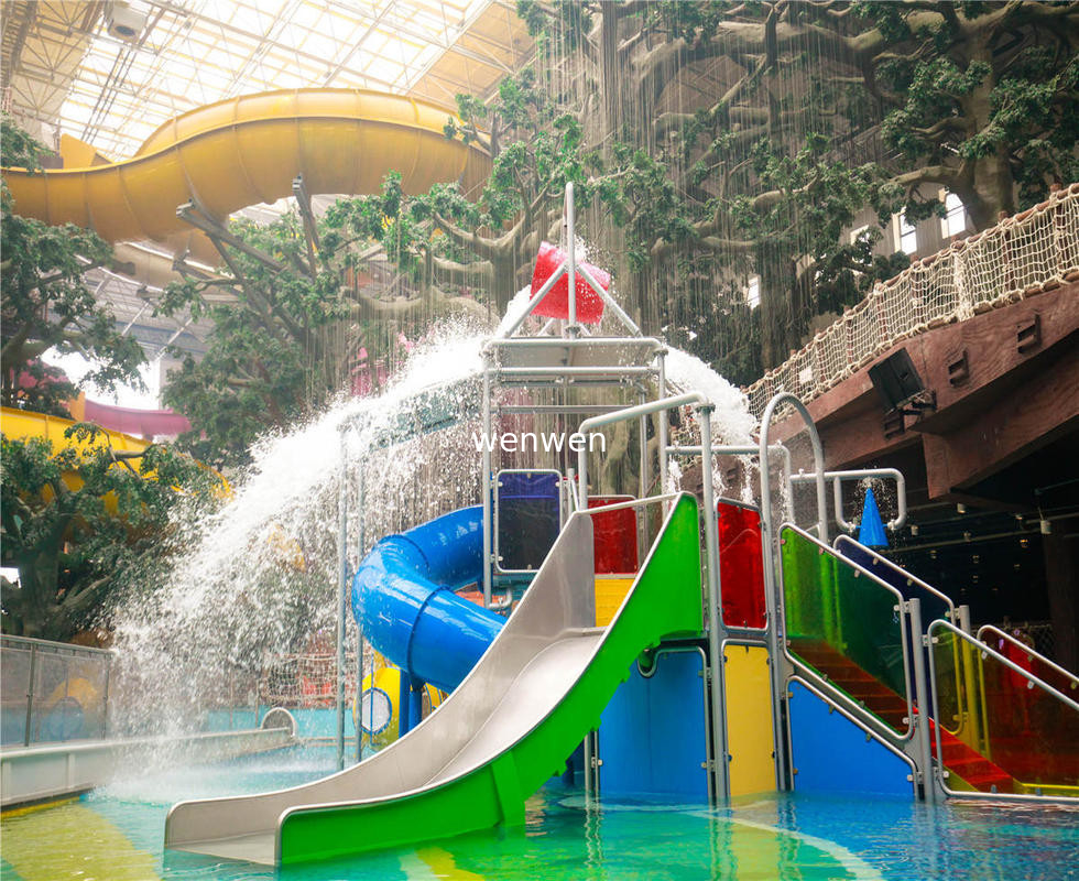 Over 120 Months Service Life Water Park Slide with Galvanized Carbon Steel Supporting