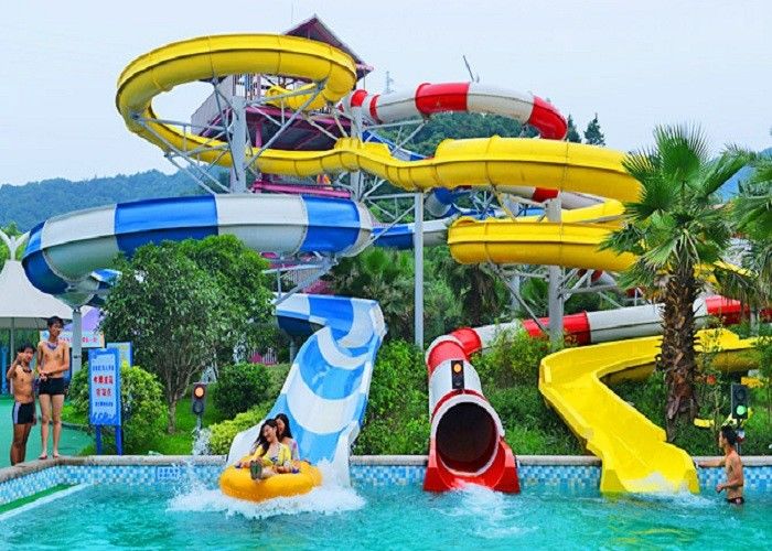 Spiral Water Slides For Holiday Resort Water Park Equipment Combination Water Slide